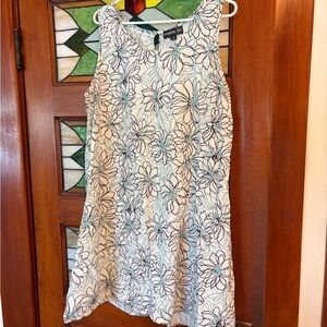 Sleeveless Floral Shift Dress - White & Aqua linen print